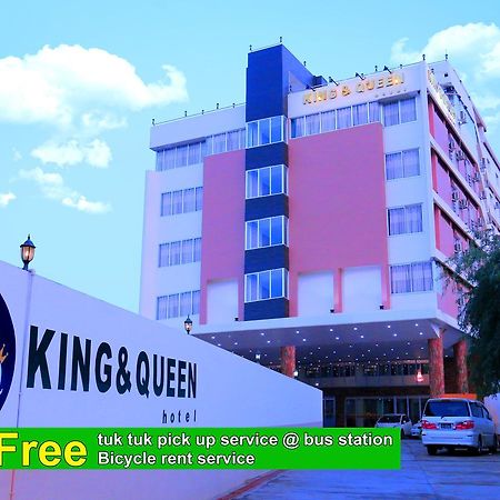 King & Queen Hotel Монива Екстериор снимка
